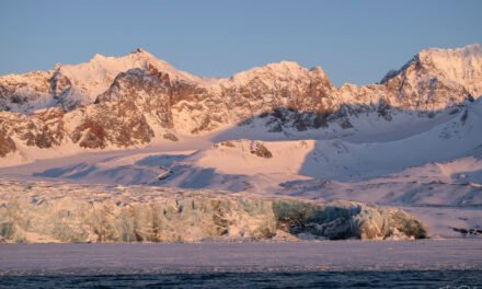 Winterzauber Tag 6: Kongsfjord und der 14th of July Gletscher